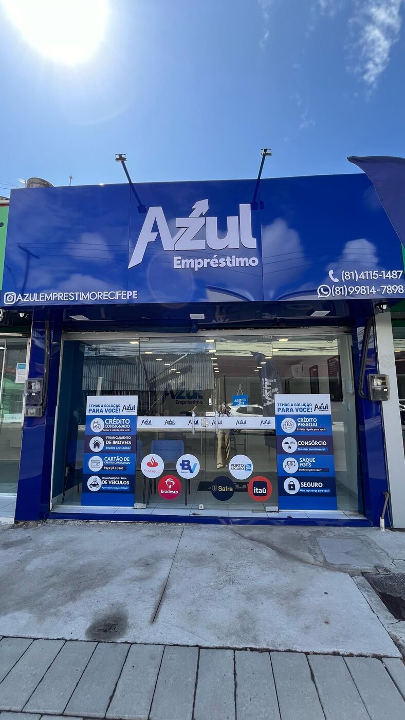 Fachada da unidade Azul Empréstimo no bairro do Ipsep, em Recife
